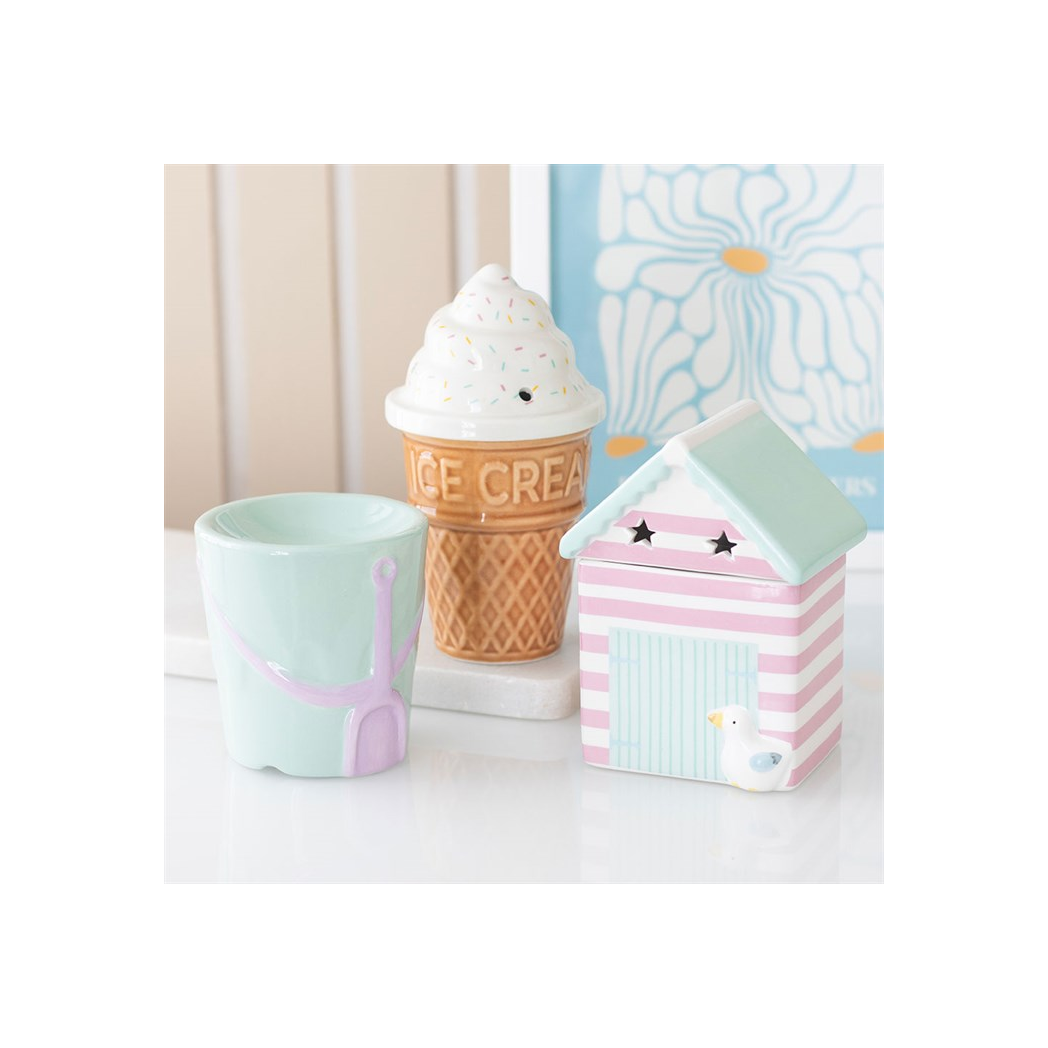 Gothic Gifts Pastel Beach Hut Oil Burner
